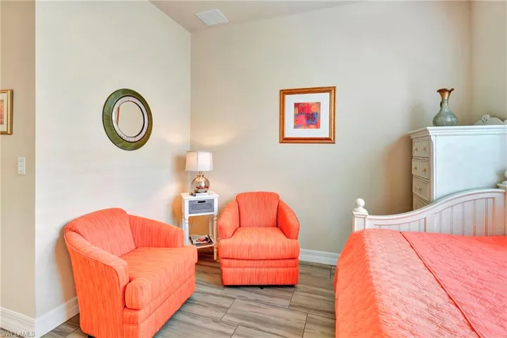 6701  Marbella  LN, Naples, FL 34105
