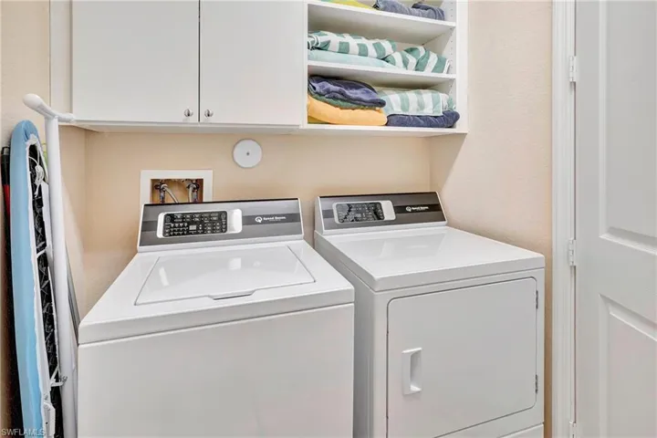 6701  Marbella  LN, Naples, FL 34105