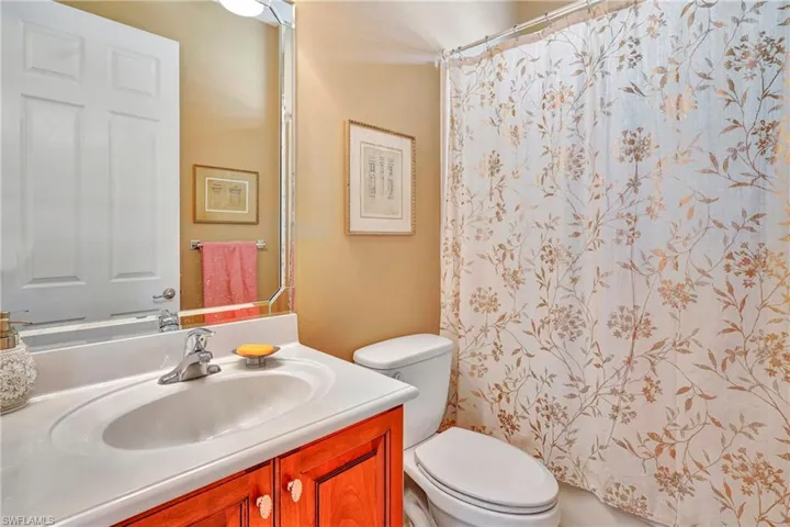 6701  Marbella  LN, Naples, FL 34105