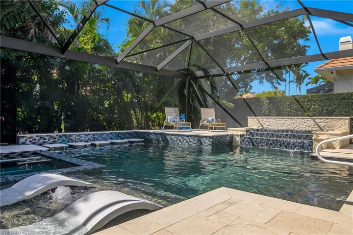 720 Shadow Lake Ln, Naples, Florida 34108