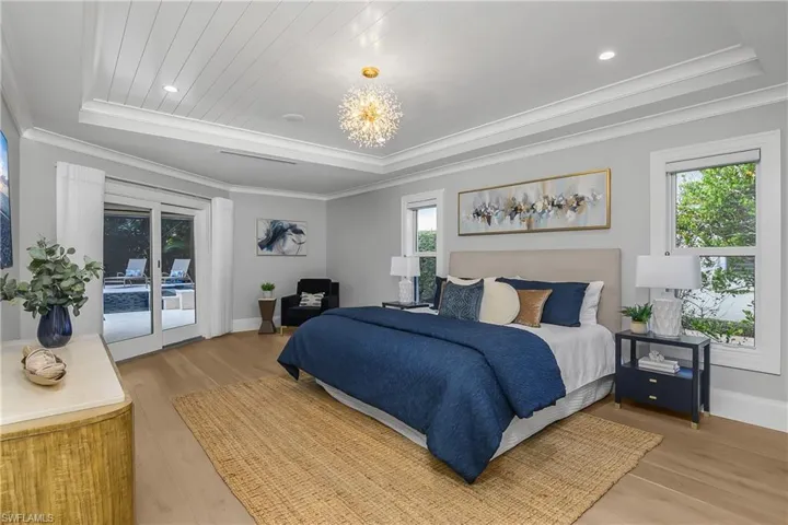 720 Shadow Lake Ln, Naples, Florida 34108