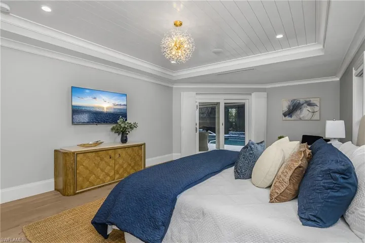 720 Shadow Lake Ln, Naples, Florida 34108