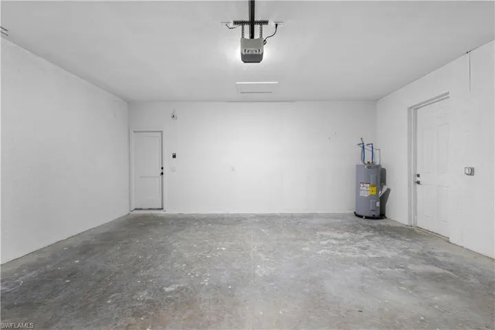 1142 Dutchess St E, Lehigh Acres, Florida 33974