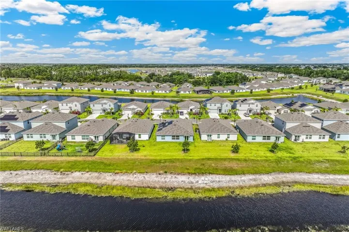 12201  Amber Waves  RD, Lehigh Acres, FL 33974