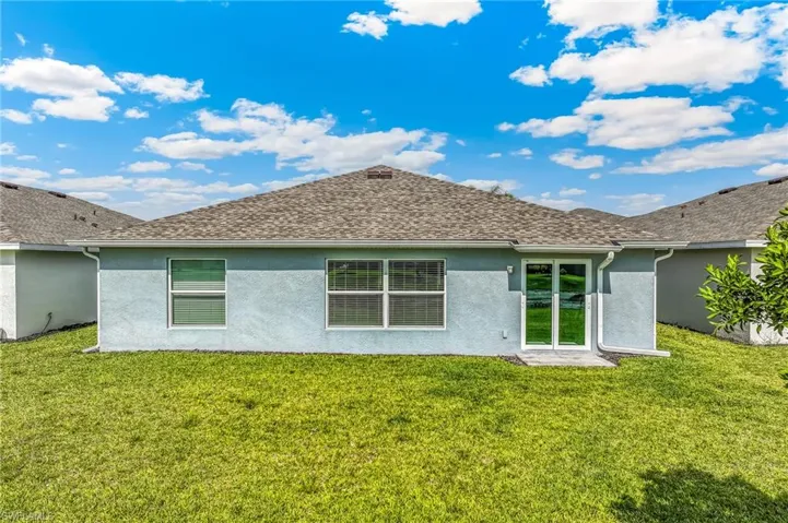 12201  Amber Waves  RD, Lehigh Acres, FL 33974