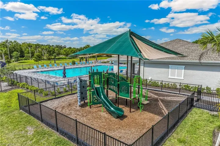 12201  Amber Waves  RD, Lehigh Acres, FL 33974