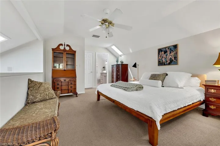 1347  Solana  RD, Naples, FL 34103