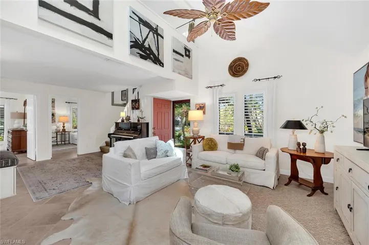 1347  Solana  RD, Naples, FL 34103
