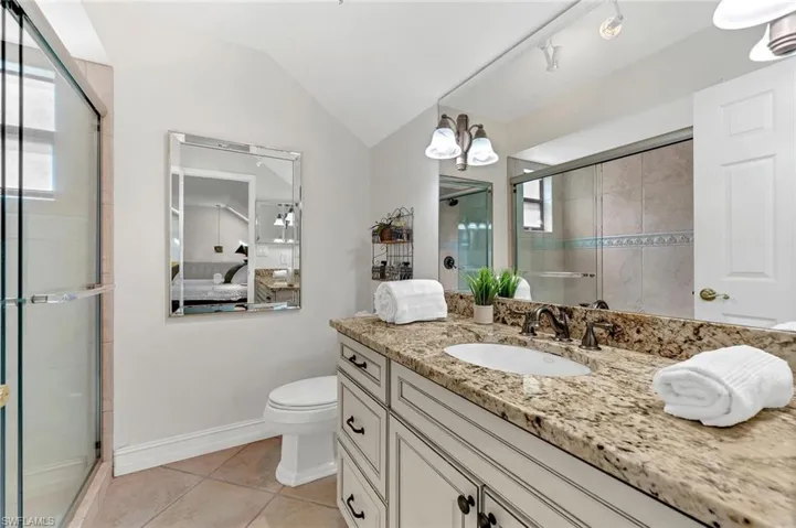 1347  Solana  RD, Naples, FL 34103