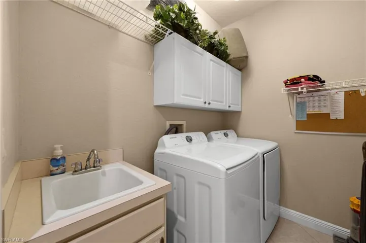 8792 Largo Mar Dr, Estero, Florida 33967
