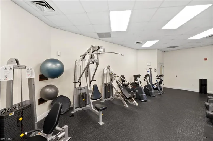 8792 Largo Mar Dr, Estero, Florida 33967