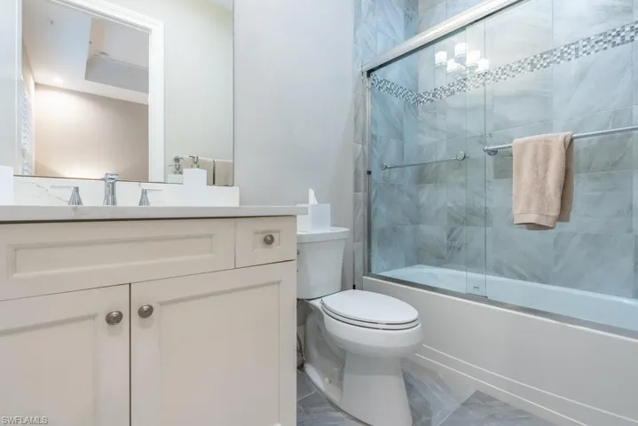 3rd en-suite bathroom with tub and shower