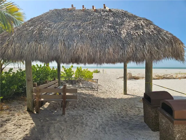 Private Beach Access for Royal Pelican owners