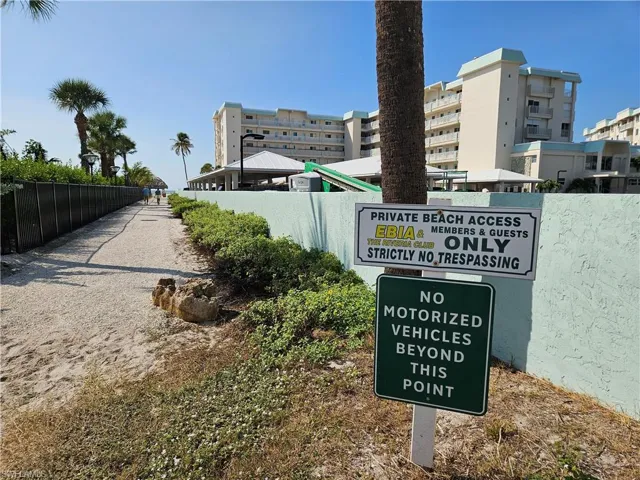 Private Beach Access for Royal Pelican owners