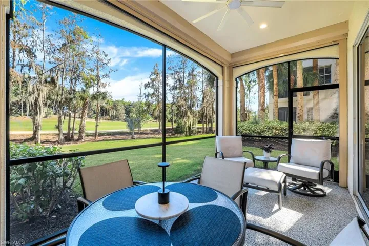 Sunroom with ceiling fan