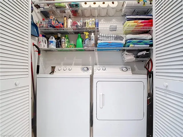 LAUNDRY ROOM W SHELVINGS