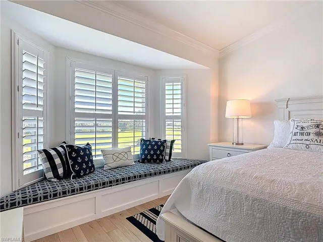 BUILT-IN WINDOW BENCH, PLANTATION SHUTTERS