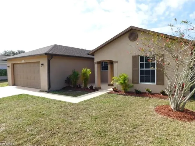 604 Thomas Sherwin Ave S, Lehigh Acres, Florida 33974