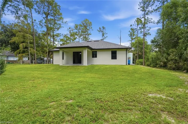 3692 8th Ave Se, Naples, Florida 34117