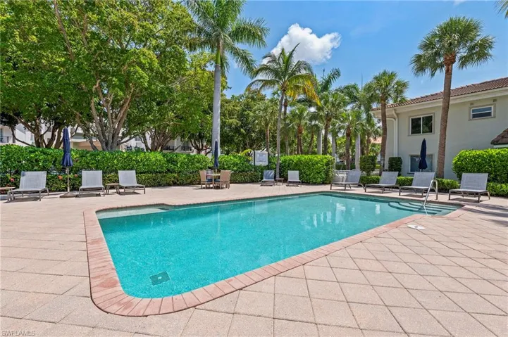 950 7th Ave S 23, Naples, Florida 34102