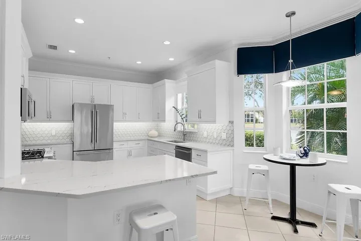 9292 Belle Ct 101, Naples, Florida 34114