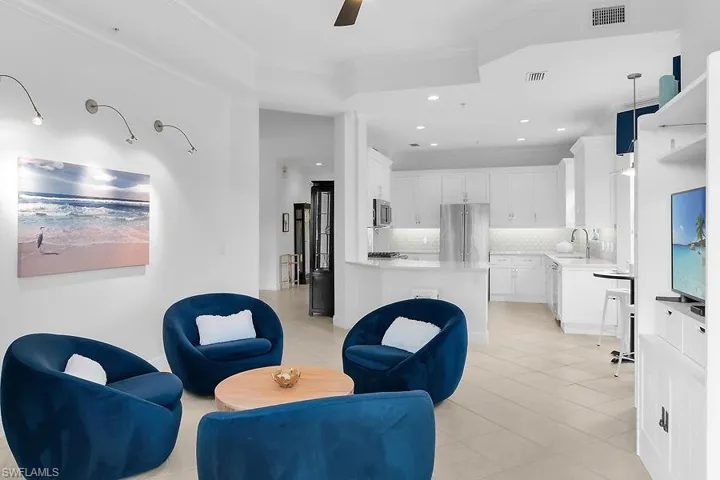 9292 Belle Ct 101, Naples, Florida 34114