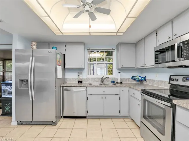 208  Aviation  PKWY, Cape Coral, FL 33904