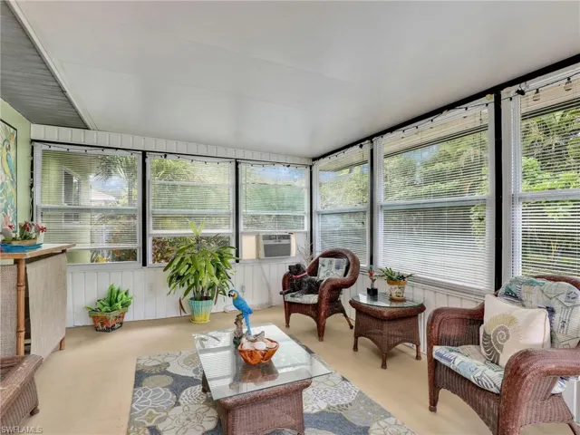 208  Aviation  PKWY, Cape Coral, FL 33904