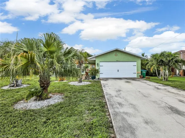 208  Aviation  PKWY, Cape Coral, FL 33904