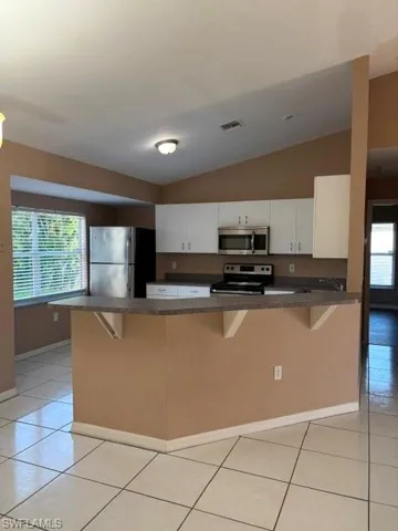 1822 Sw 18th St, Cape Coral, Florida 33991
