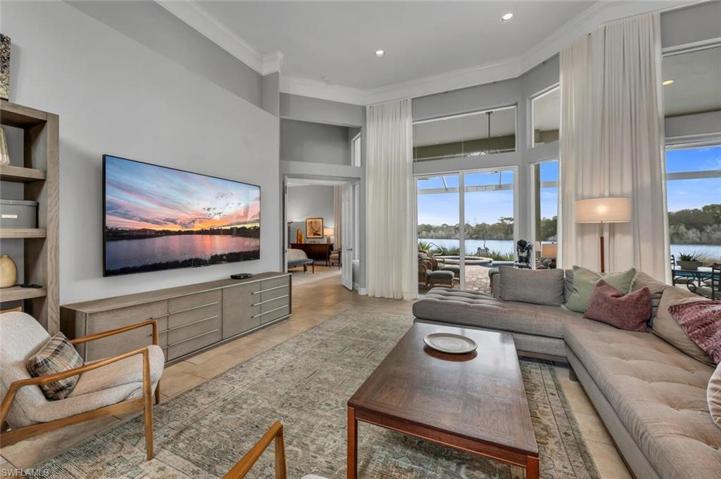 Features a theater-likewith 85" media center.