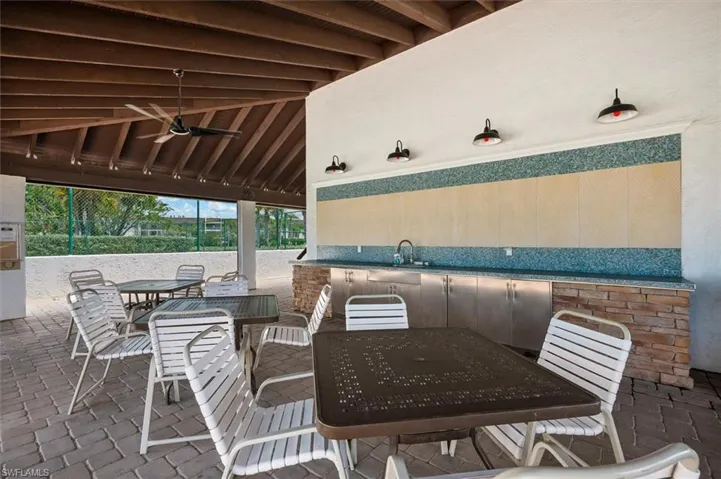 4545  Gulf Of Mexico  DR, Longboat Key, FL 34228