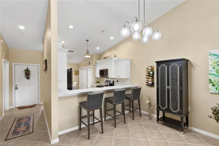 2860  Cypress Trace  CIR, Naples, FL 34119
