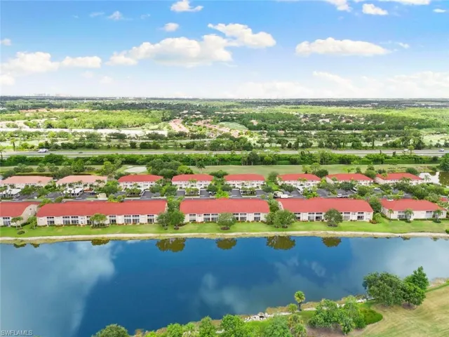 2860  Cypress Trace  CIR, Naples, FL 34119