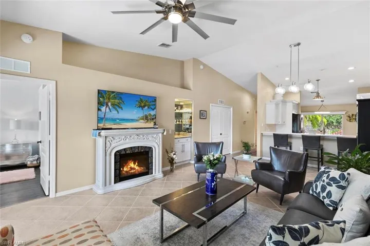 2860  Cypress Trace  CIR, Naples, FL 34119
