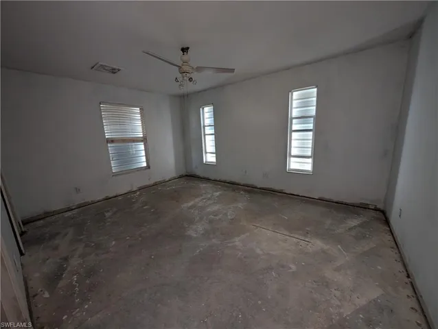 510 Sw 25th Pl, Cape Coral, Florida 33991