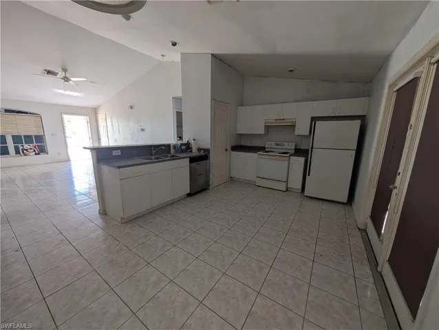 510 Sw 25th Pl, Cape Coral, Florida 33991