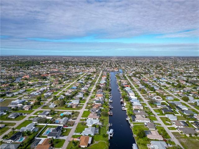 1421 SE 36th  TER, Cape Coral, FL 33904