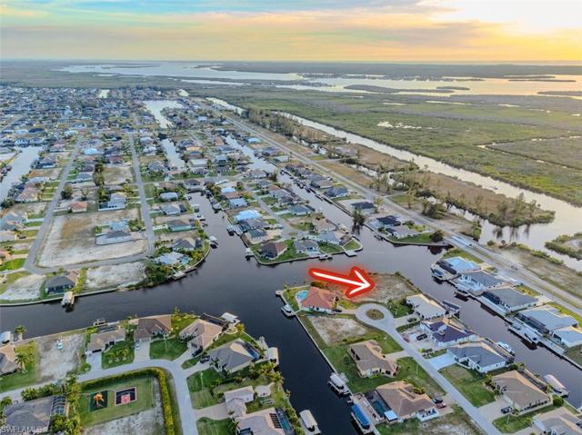 402 NW 39th AVE, CAPE CORAL FL 33993