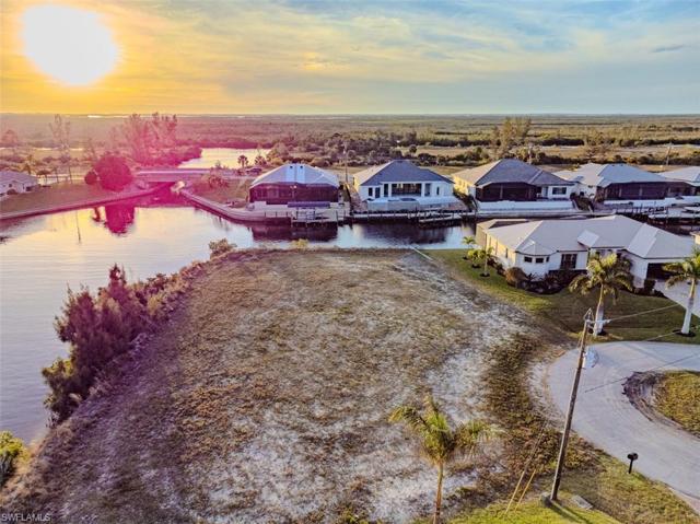 402 NW 39th AVE, CAPE CORAL FL 33993