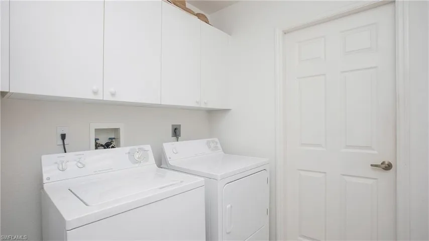 135 Estelle Dr, Naples Fl 34112