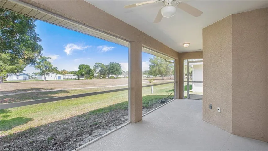 135 Estelle Dr, Naples Fl 34112