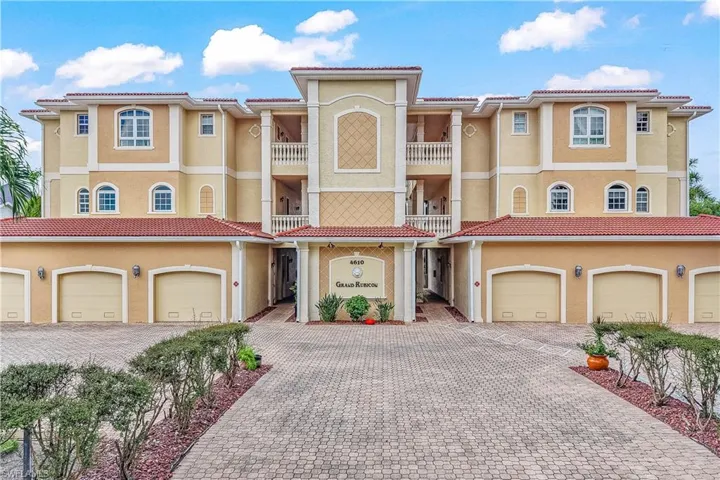 4610 Se 5th Pl 201, Cape Coral, Florida 33904