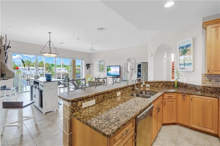 4610 Se 5th Pl 201, Cape Coral, Florida 33904