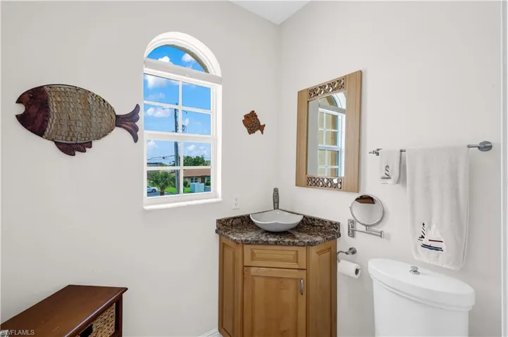 4610 Se 5th Pl 201, Cape Coral, Florida 33904