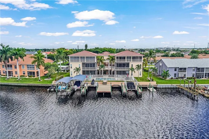 4610 Se 5th Pl 201, Cape Coral, Florida 33904