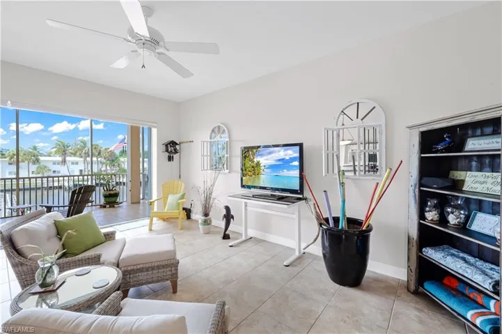 4610 Se 5th Pl 201, Cape Coral, Florida 33904