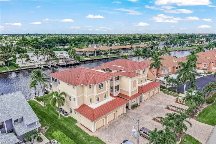 4610 Se 5th Pl 201, Cape Coral, Florida 33904