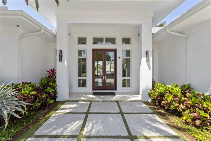1467 Marlin Dr, Naples, Florida 34102