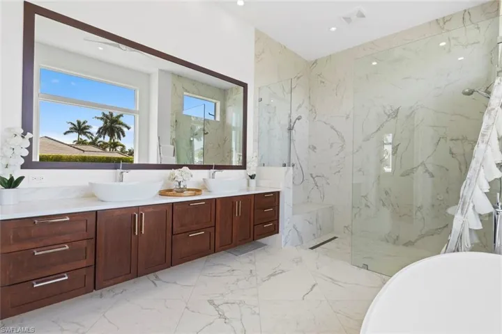 1467 Marlin Dr, Naples, Florida 34102